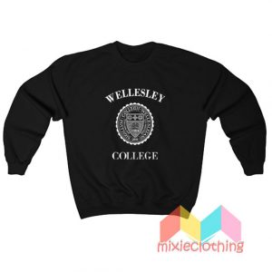 Wellesley College Sweatshirt